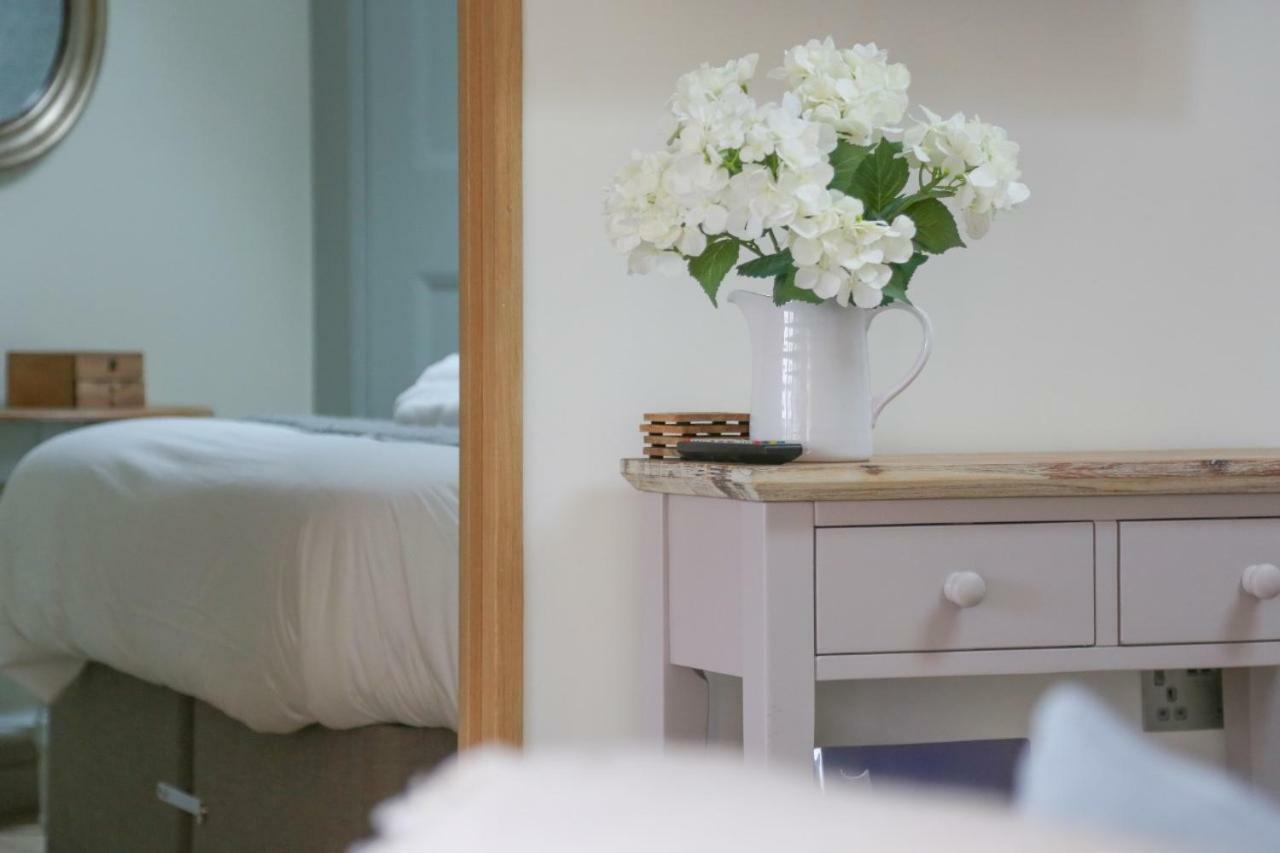 Barley - Cosy Stylish Apartment - Easy Access To Bath And Many Nearby Attractions Box  Eksteriør bilde